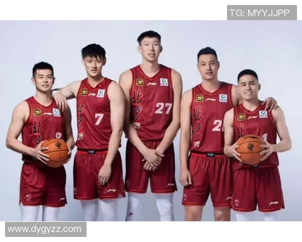 季后赛首轮对决北京队迎战辽宁队争夺晋级机会