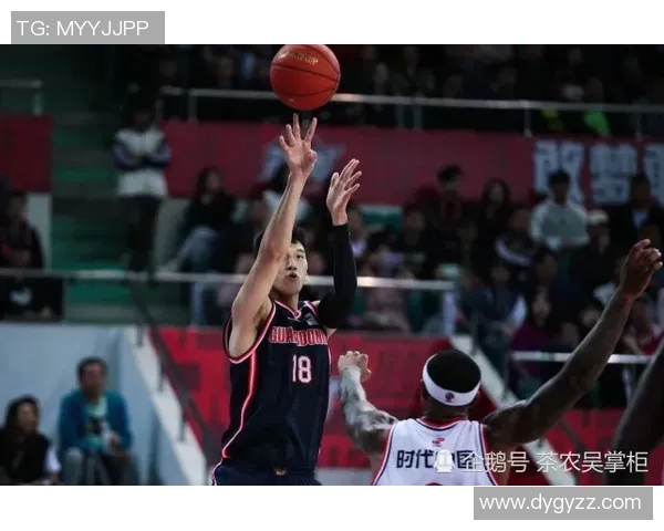 张兆旭：从篮球新星到中国男篮的中流砥柱之路探秘